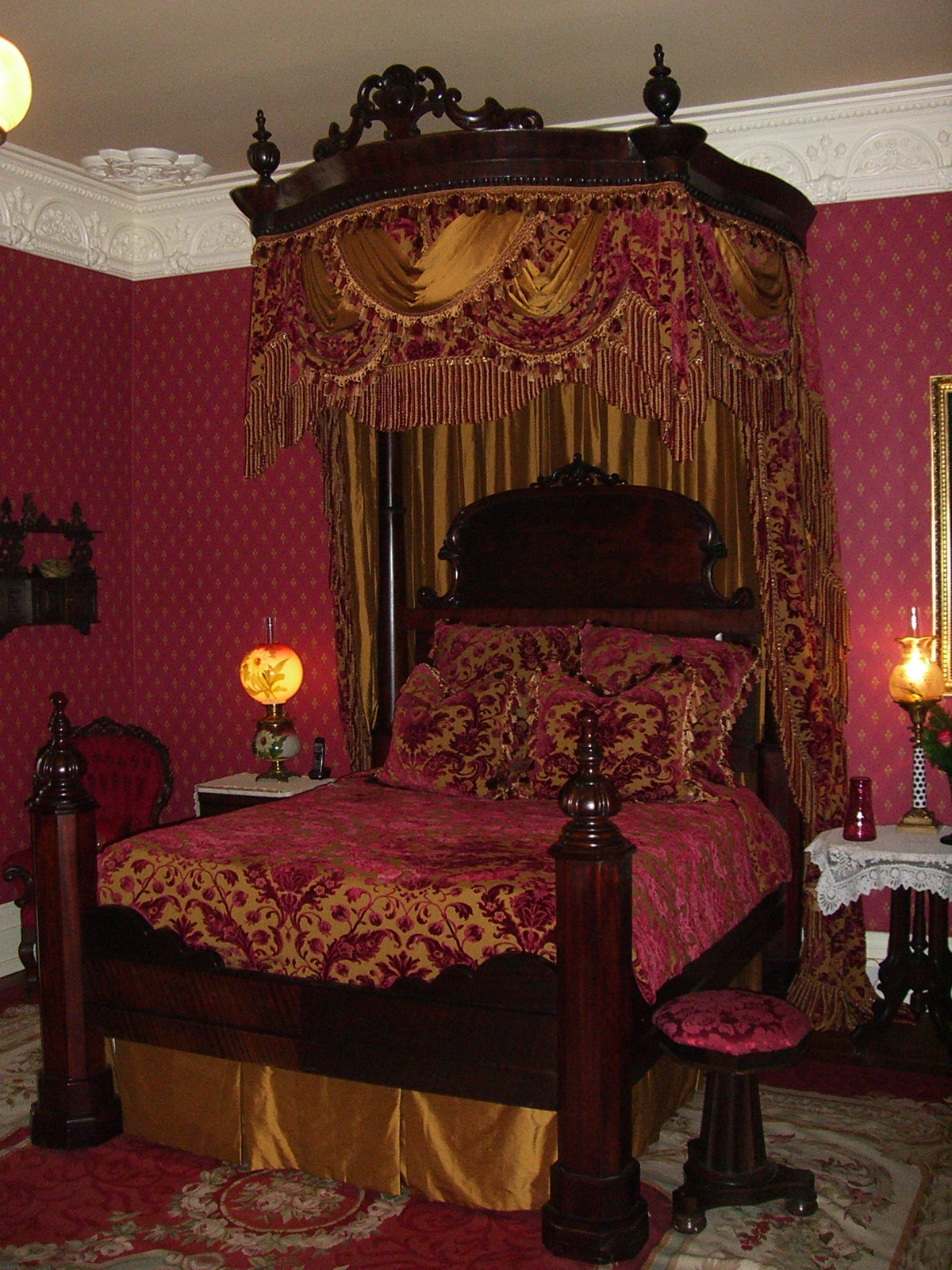 Canopy bed at The Towers